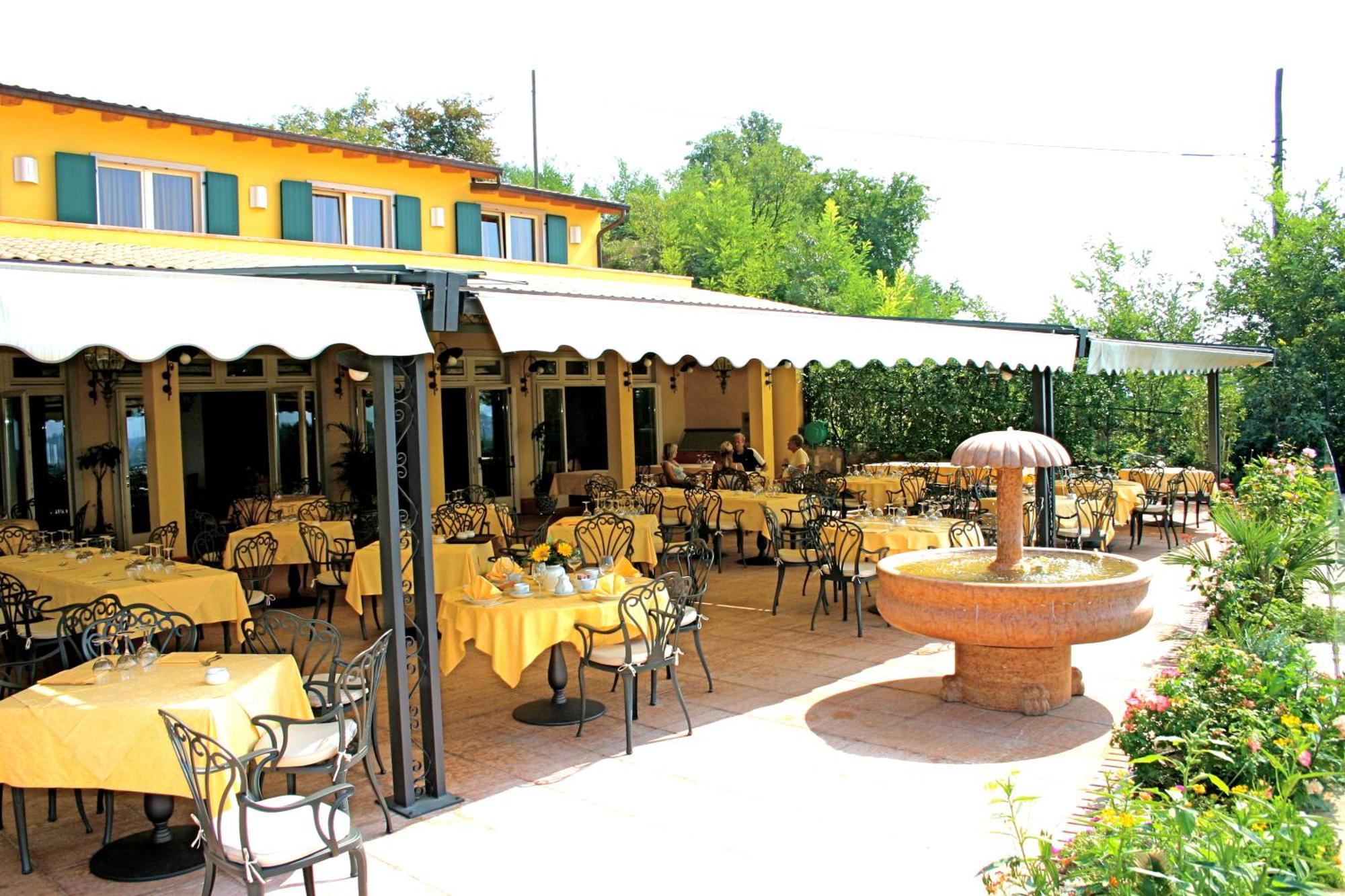Hotel La Dolce Vita Cavaion Veronese Luaran gambar