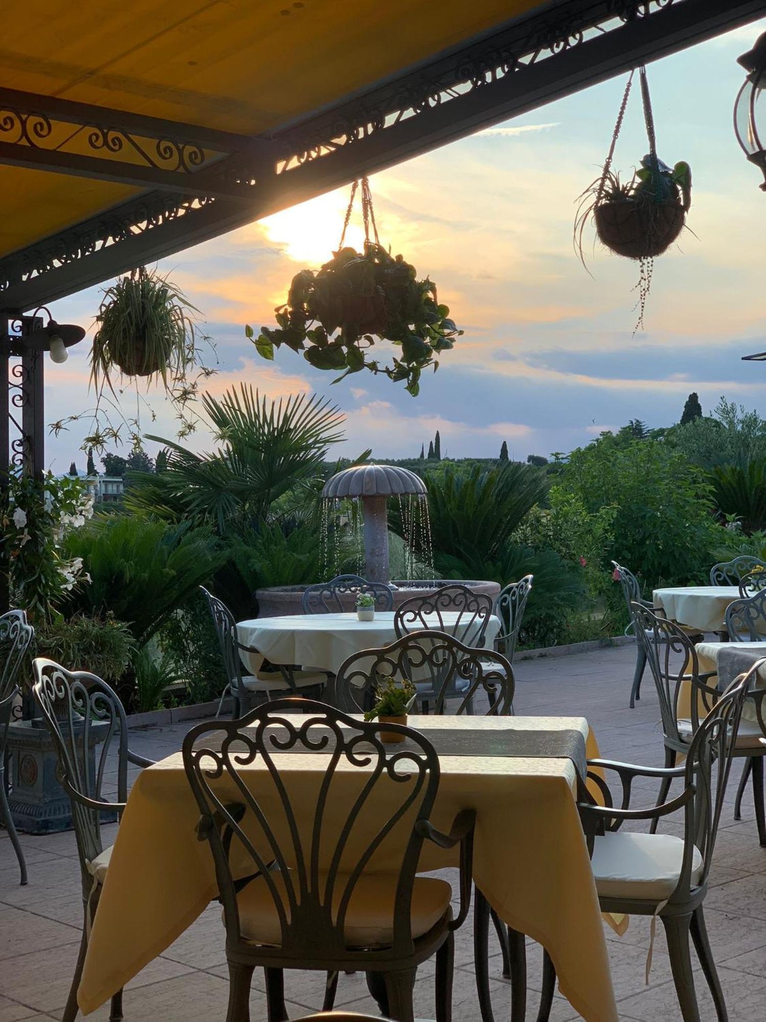 Hotel La Dolce Vita Cavaion Veronese Luaran gambar