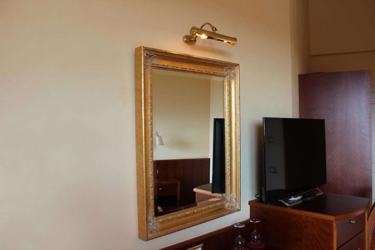 Hotel La Dolce Vita Cavaion Veronese Luaran gambar