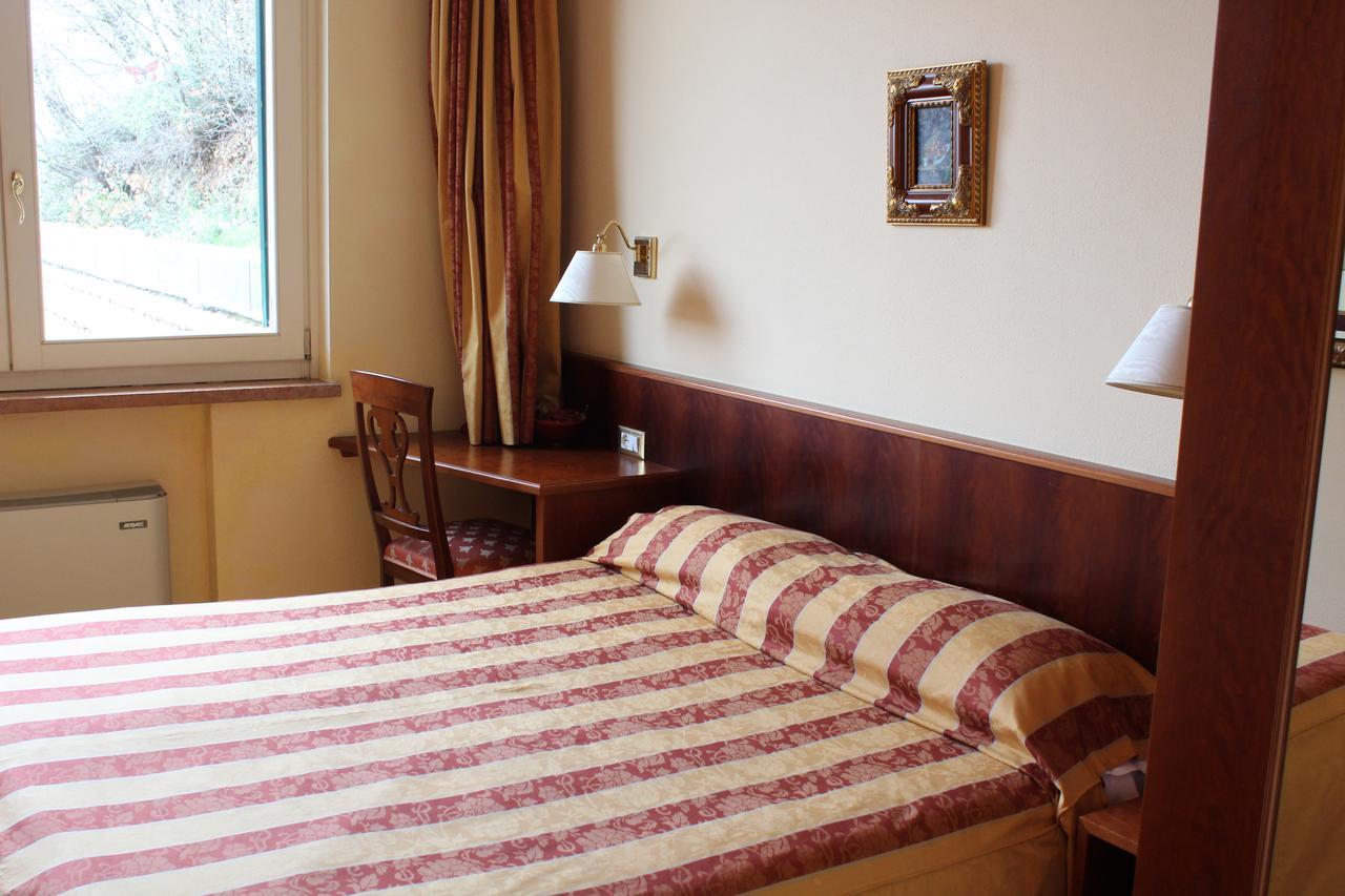 Hotel La Dolce Vita Cavaion Veronese Luaran gambar